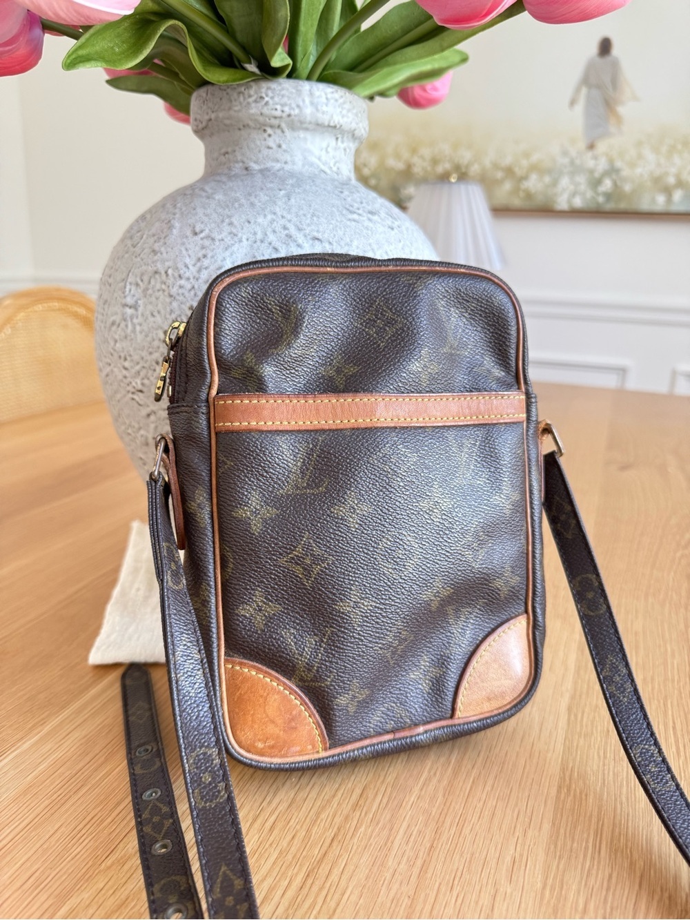 âś…AUTHENTICâś…LOUIS VUITTON DANUBE BAG - Picture 3 of 11